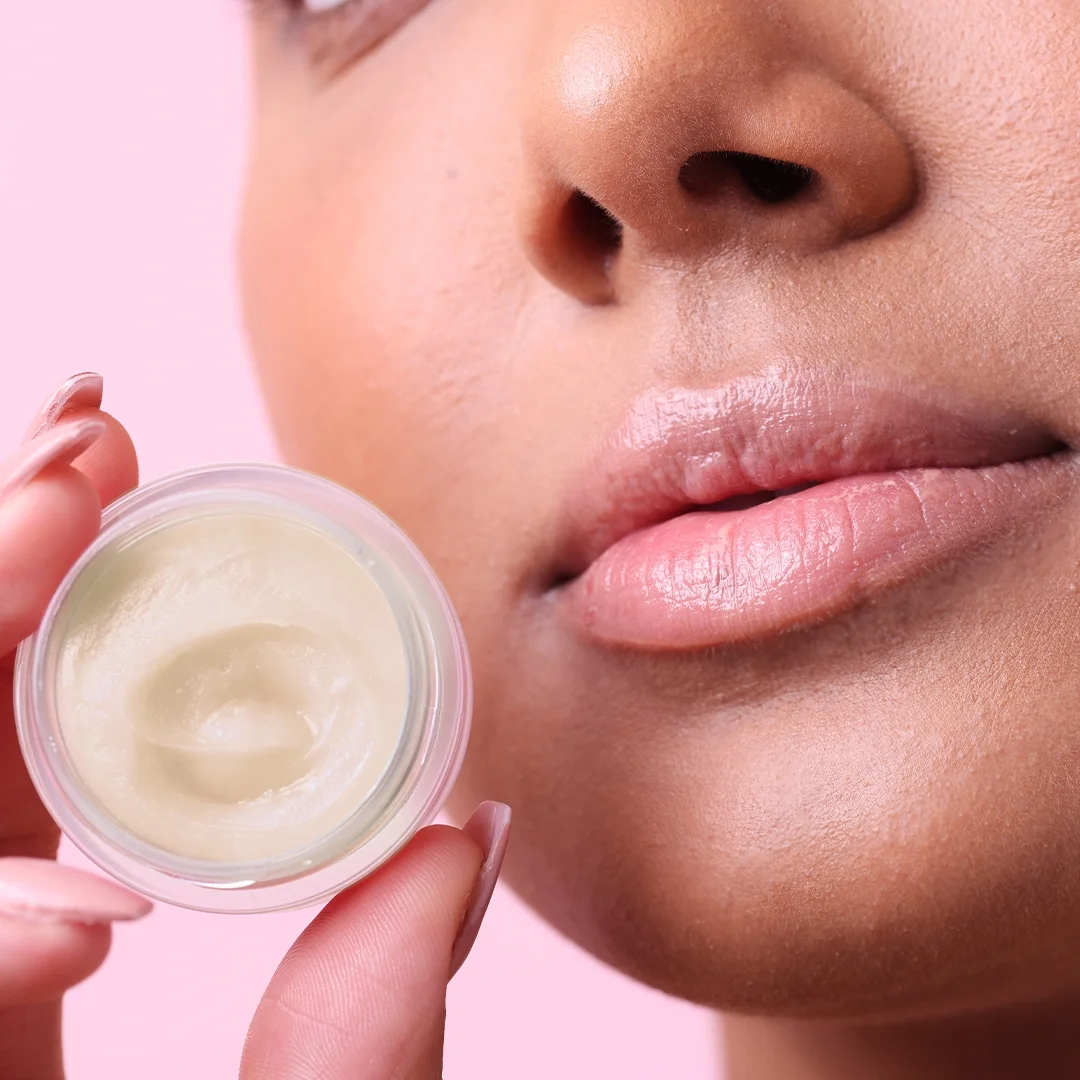 Hot Selling Customize Fragrance Smoothing Hydrating And Moisturizing Lip Care Set Lip Balm & Scrub & Scrubber Set Lip Care Set