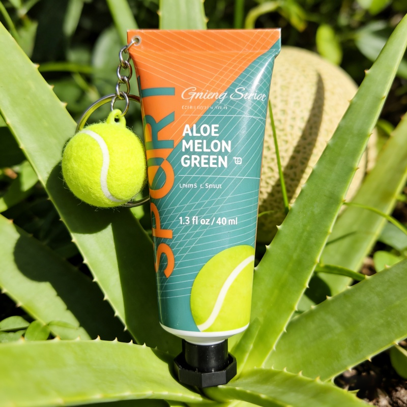 Oem Men Sport Hand Cream Keychain Bergamot Vetiver Scent Travel Size Portable Aluminum Plastic Tube For Outdoor Activity