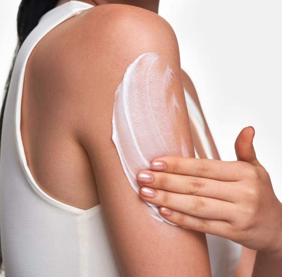 Oem/odm Hot Selling Hydrates & Softens Skin-smoothing With Antioxidants Retinol Anti-aging Moisturizing Treatment Body Lotion
